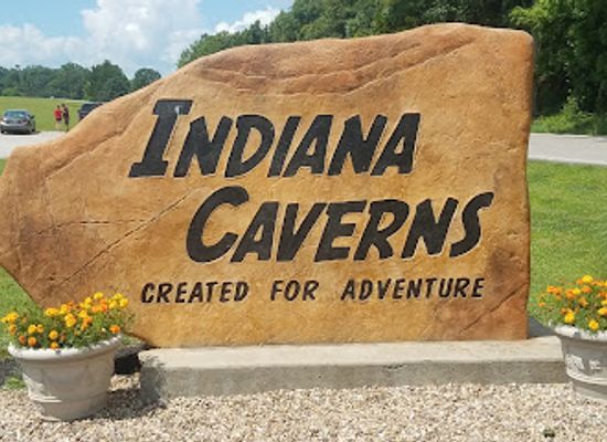 indiana/the-lakes-region/landmark/indiana-caverns
