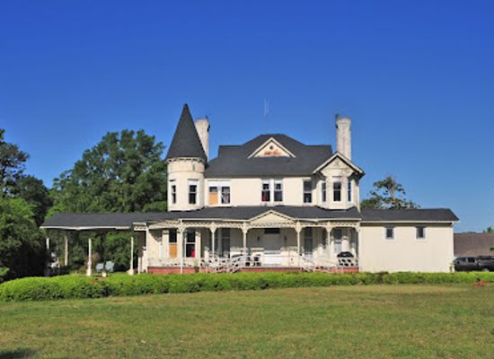 south-carolina/pee-dee/landmark/the-holliday-house