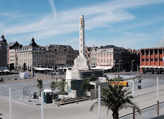 belgium/leuven/landmark/martelarenplein