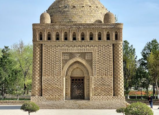 uzbekistan/bukhara/landmark/samonids-recreation-park