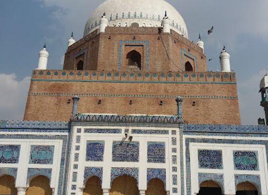pakistan/multan/landmark/baqar-khan-well