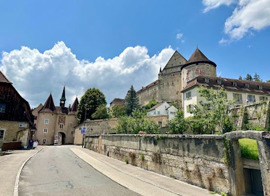switzerland/jura-mountains/landmark/chateau-de-porrentruy
