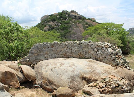 zimbabwe/matabeleland-north/landmark/mutoko-ruins