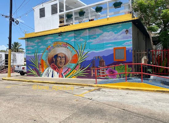puerto-rico/arecibo/landmark/callejon-del-beso