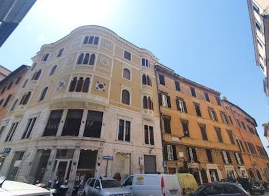 italy/rome/landmark/piazza-in-campo-marzio