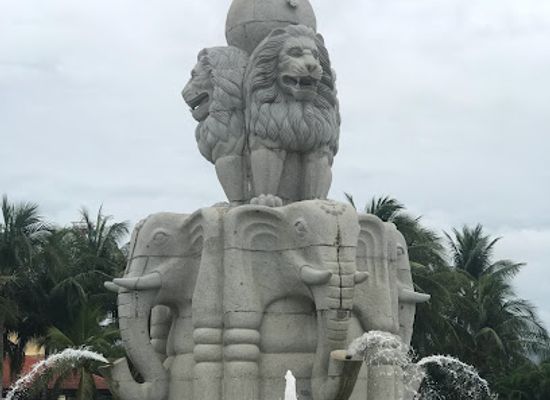 vietnam/nha-trang/landmark/merperle-hon-tam-pier-cang-hon-tam