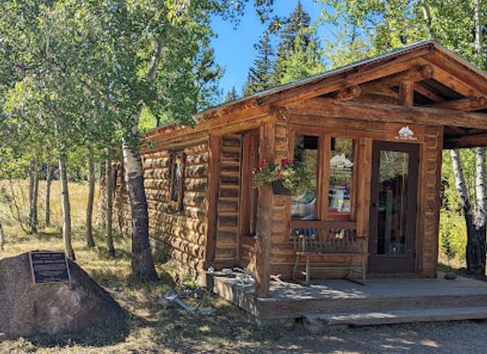 wyoming/johnson-county/landmark/murie-ranch-historic-district