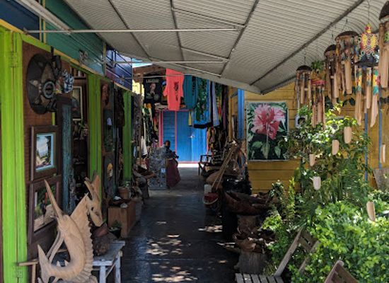 jamaica/montego-bay/landmark/harbour-street-craft-and-cultural-village