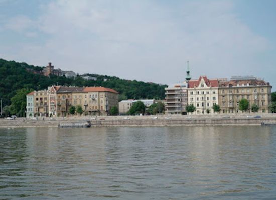 hungary/budapest/castle-district/landmark/labyrinth