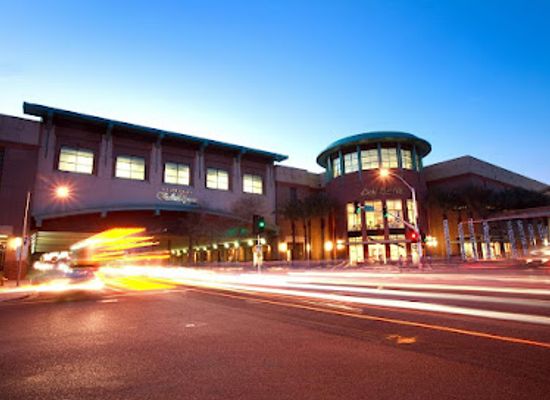 arizona/scottsdale/old-town-scottsdale/landmark/scottsdale-fashion-square