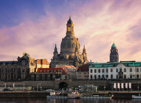 germany/saxony/landmark/bruhl-s-terrace