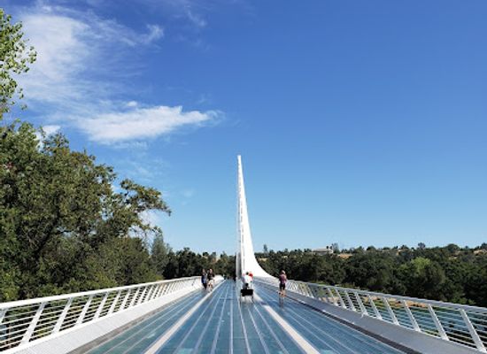 california/shasta-cascade/landmark/sundial-bridge