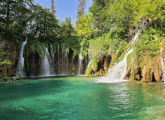 croatia/plitvice-lakes-national-park/landmark/veliki-prstavac