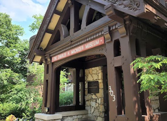 iowa/mason-city/landmark/charles-h-macnider-art-museum