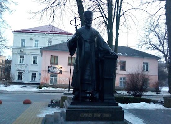 ukraine/ternopil/landmark/josyf-slipyj-monument
