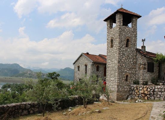 montenegro/zeta-plain/landmark/monastery-kom