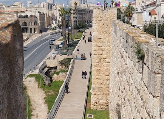 israel/jerusalem-district/landmark/new-gate