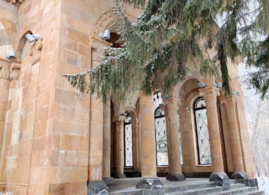 armenia/jermuk/landmark/gallery-of-water