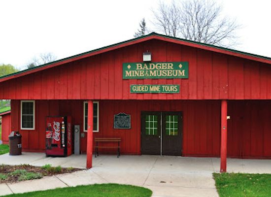 illinois/driftless-area/landmark/badger-mine-museum