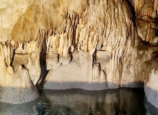 kosovo/peja/landmark/radaci-cave