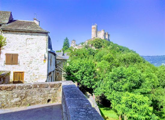 france/midi-pyrenees/landmark/najac-castle