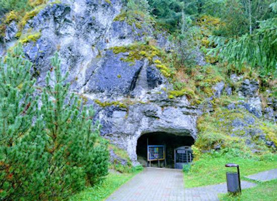 slovakia/liptov/landmark/vazecka-cave