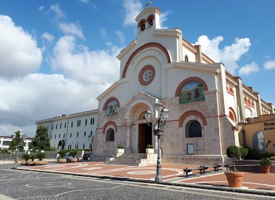 italy/sannio/landmark/museo-ricordi-di-padre-pio