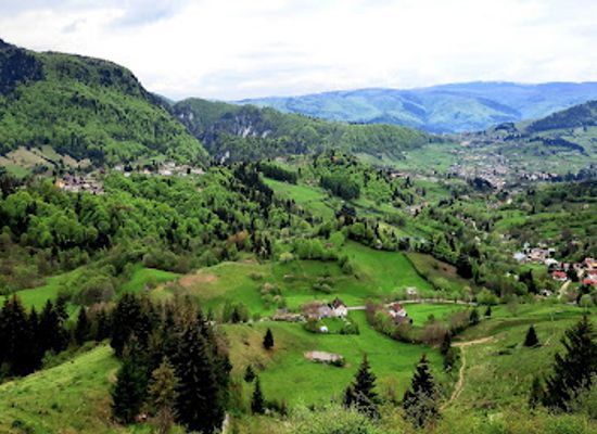 romania/dambovita/landmark/cheile-dambovicioarei