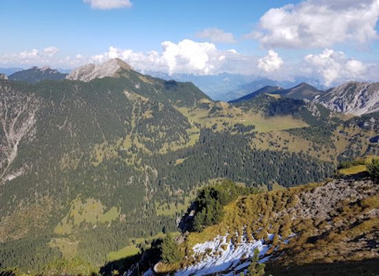 liechtenstein/malbun/landmark/schonberg