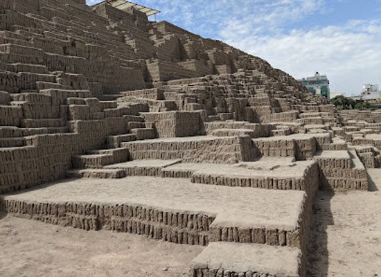 peru/pasco/landmark/huaca-pucllana-site-museum