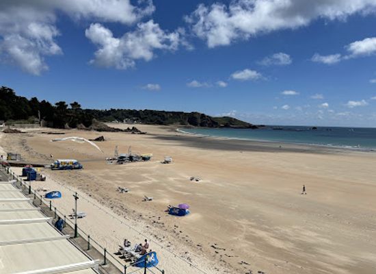 jersey/st-brelade/landmark/st-brelade-s-bay