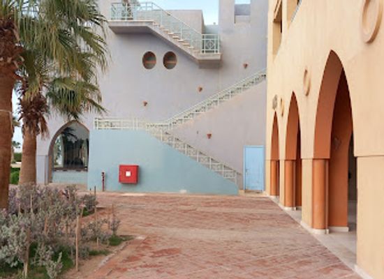 egypt/el-gouna/abu-tig-marina/landmark/abou-tig-marina-parking