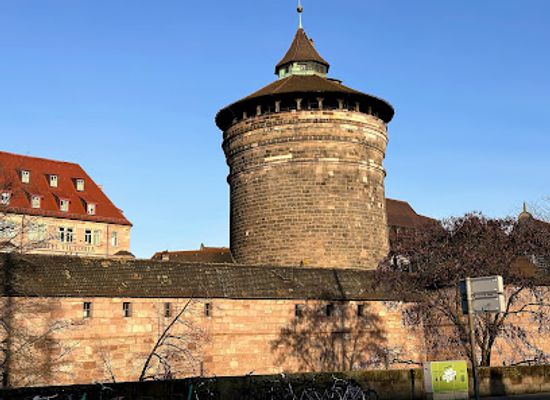 germany/nuremberg/landmark/frauentor