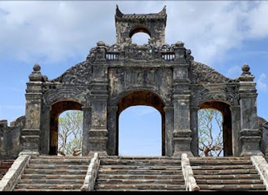 vietnam/hue/landmark/temple-of-literature