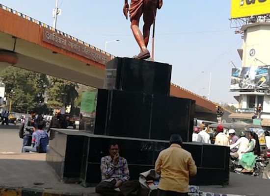 india/nagpur/landmark/mahatma-gandhi-statue