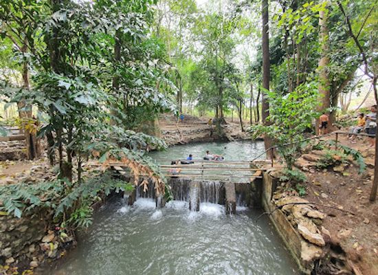 thailand/khao-yai/landmark/ban-tha-chang-spring