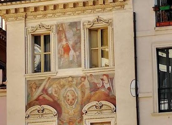 vatican-city/sistine-chapel/landmark/piazza-di-s-eustachio