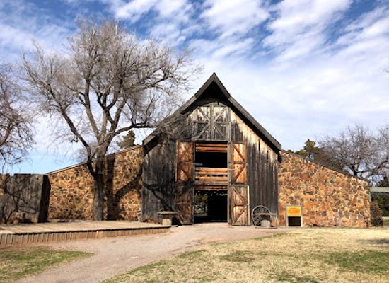 oklahoma/oklahoma-city/landmark/harn-homestead