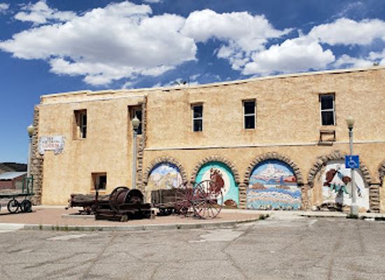 new-mexico/gallup/landmark/rex-museum