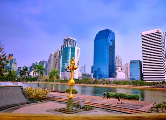 thailand/bangkok/sukhumvit/landmark/benchakitti-park