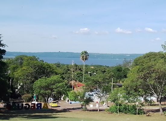 paraguay/aregua/landmark/playa-de-aregua