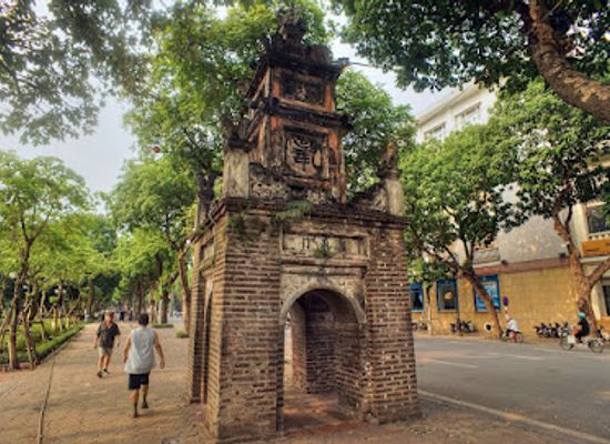 vietnam/hanoi/hoan-kiem-district/landmark/hoa-phong-tower