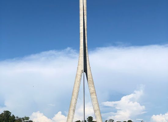 brunei/bandar-seri-begawan/landmark/raja-isteri-pengiran-anak-hajah-saleha-bridge