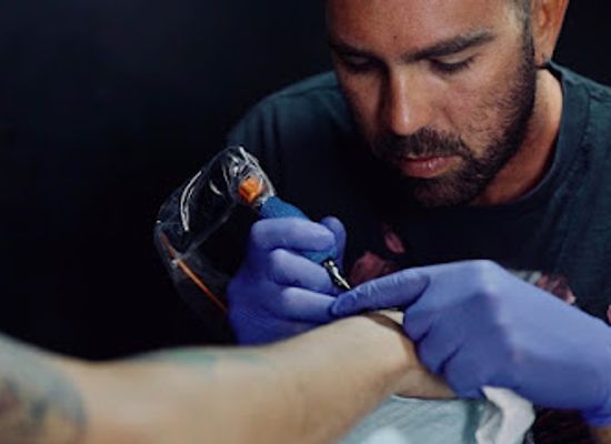 aruba/tanki-leendert/landmark/do-more-tattoo-studio-aruba