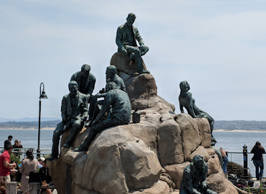 california/monterey/cannery-row/landmark/monumento-a-john-steinbeck