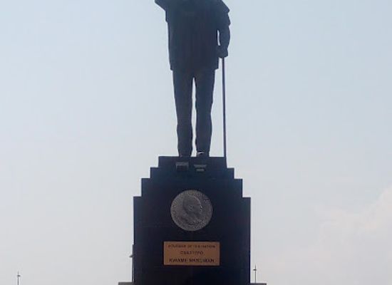 ghana/greater-accra-region/landmark/statue-of-kwame-nkrumah