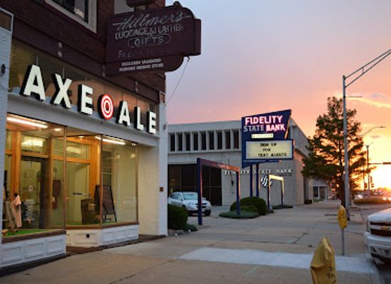 kansas/topeka/landmark/axe-ale