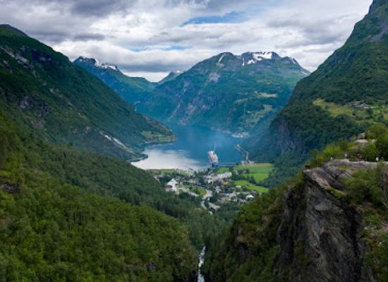 norway/geirangerfjord/landmark/dalsnibba-utsiktspunkt