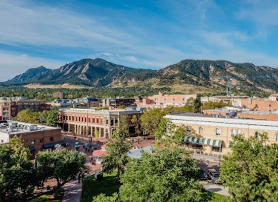colorado/front-range/landmark/visit-boulder
