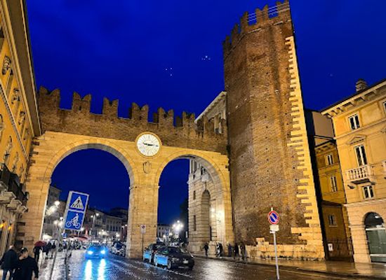italy/verona/landmark/free-walking-tour-verona